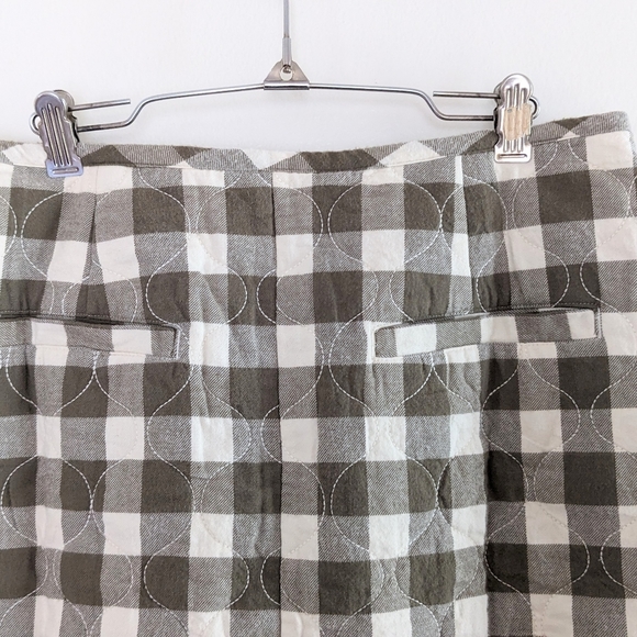 Sold! NWT Curvy Quilted High Rise Flannel Mini Skirt in Gingham Check - Picture 7 of 15